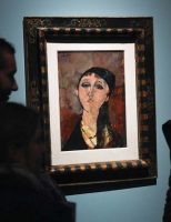 Hàng giả tràn ngập triển lãm tranh Modigliani