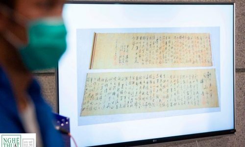 Cảnh sát Hồng Kông tìm thấy cuộn thư pháp của Mao bị đánh cắp trong vụ trộm tác phẩm nghệ thuật trị giá 645 triệu đô la
