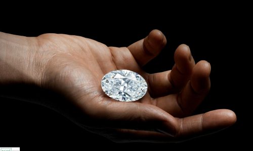 Viên kim cương trắng hoàn hảo 102,39-Carat sẽ được mang ra đấu giá vào tháng 10-2020